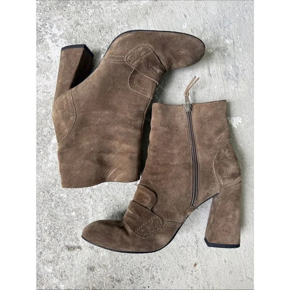 Stuart Weissman Moxanne  suede ankle boots - Picture 2 of 10
